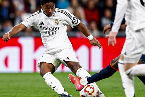 بثنائية سيلتا فيجو.. إندريك يقتحم قائمة تاريخية في ريال مدريد